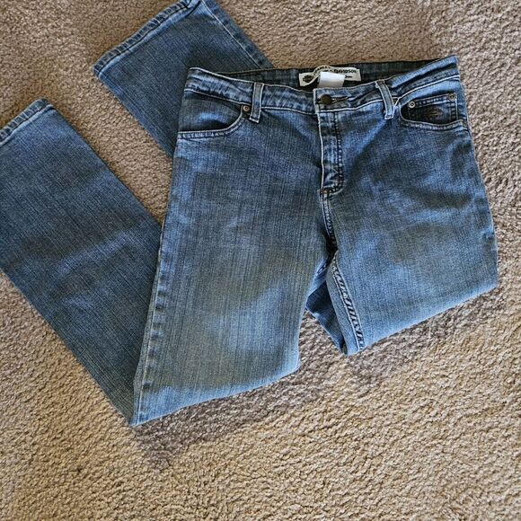 GENUINE HARLEY DAVIDSON Womens Size 6 PETITE BOOT CUT JEANS Med Wash, 99113 - Picture 1 of 8